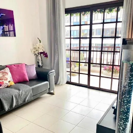 Ocean Balcony In Balcón Del Mar Apartamento